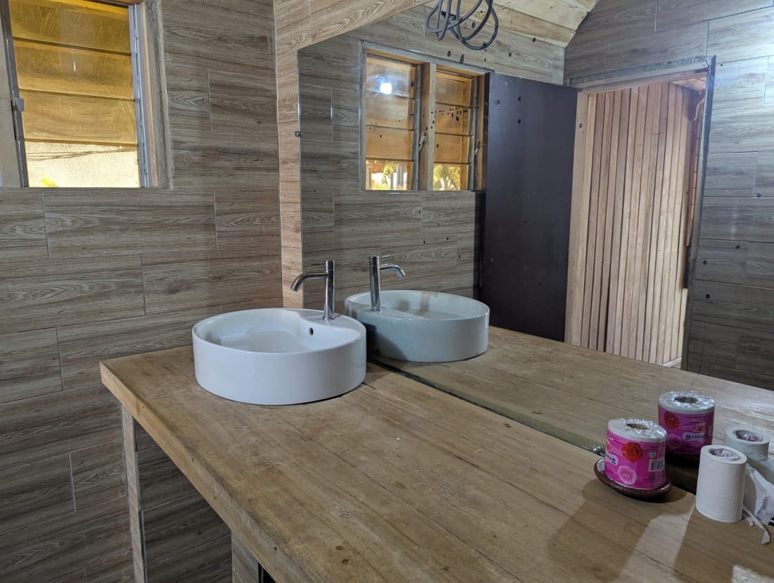 bungalow_plage_terre_évier